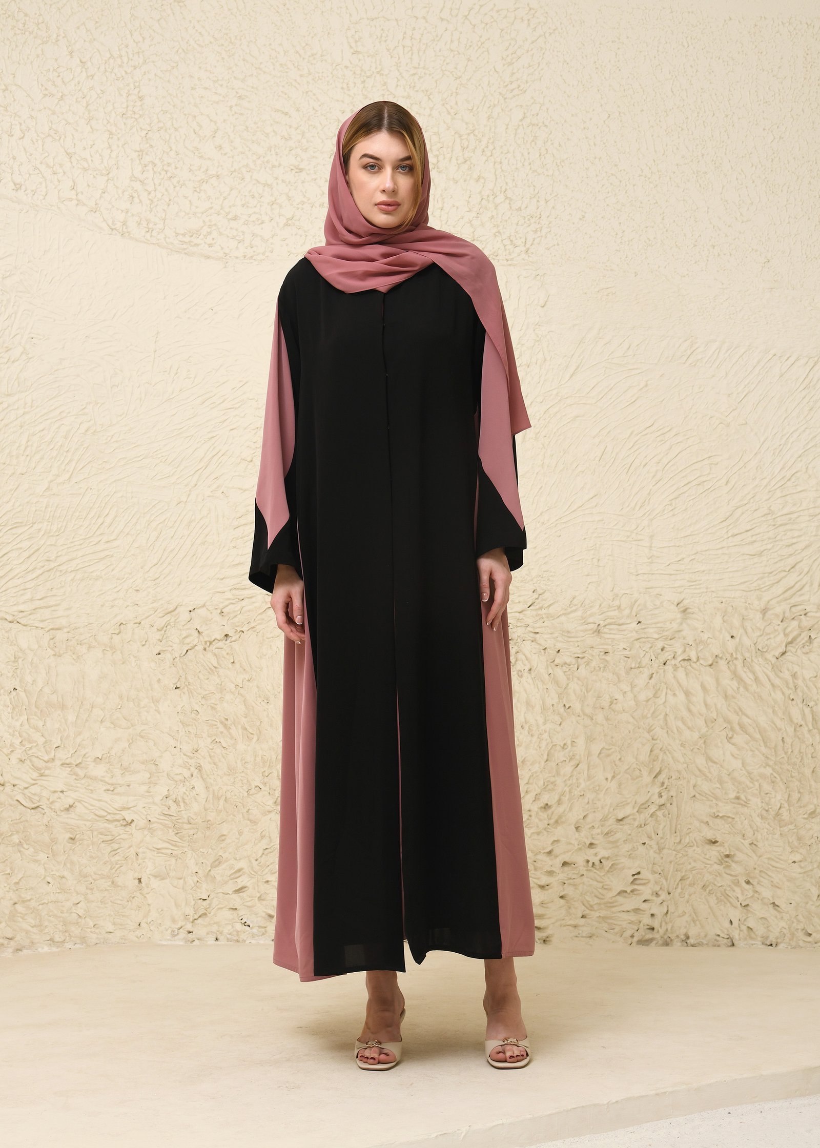 Narmida Abaya