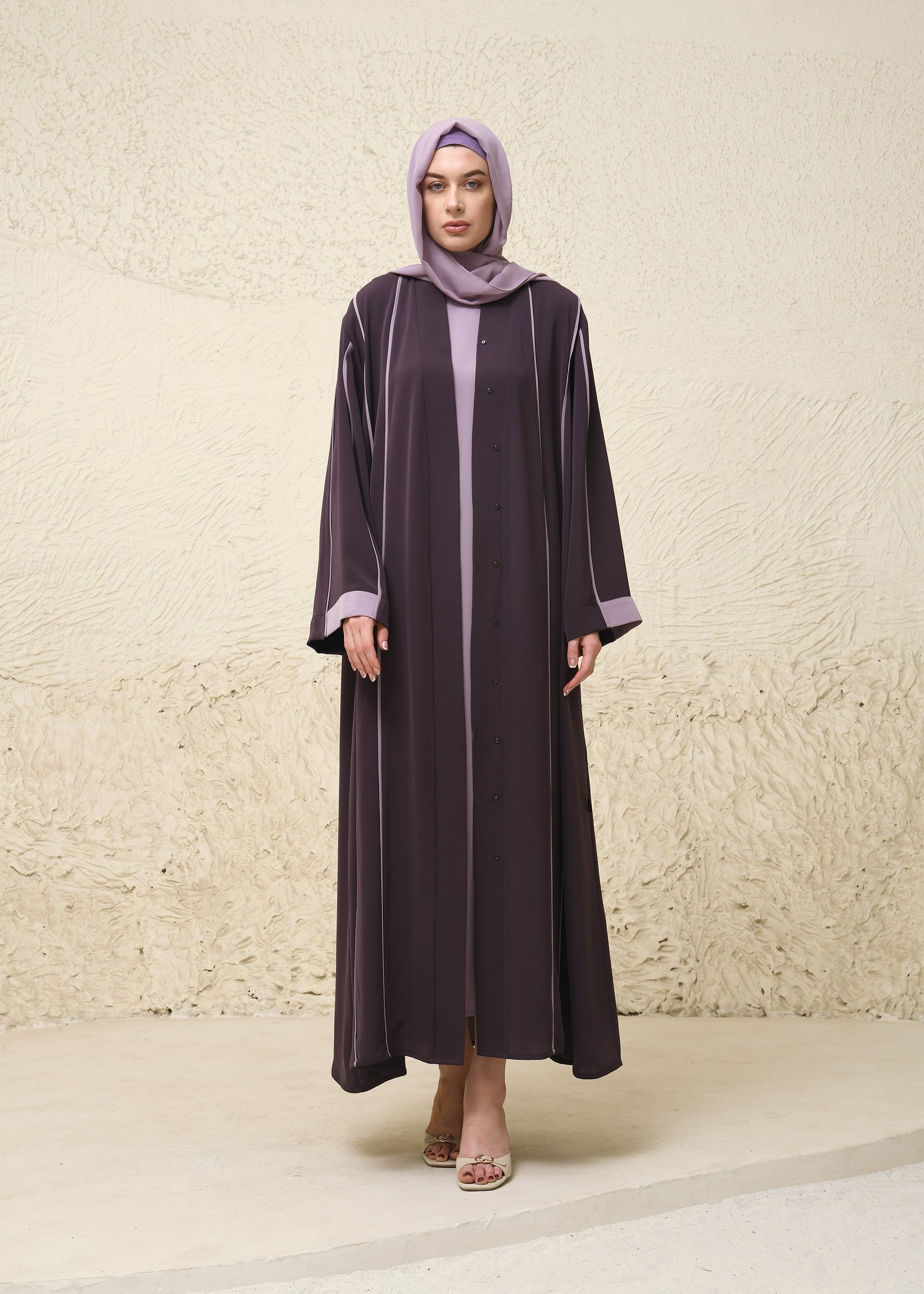 Narmida Abaya