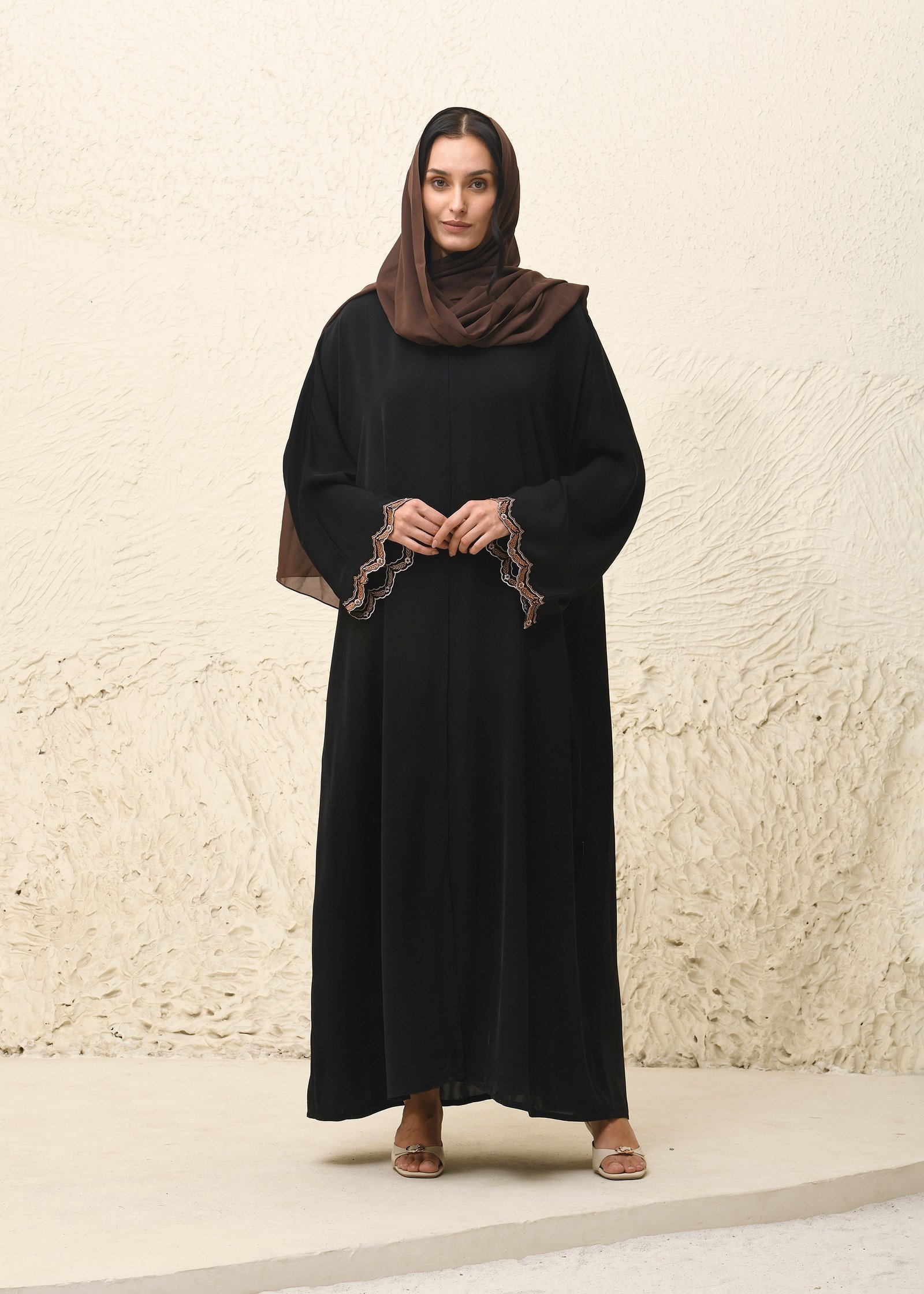Fakhamah Abaya